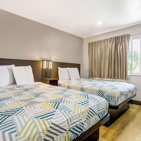 Motel 6-San Bernardino, Ca - North Serrano Village Экстерьер фото