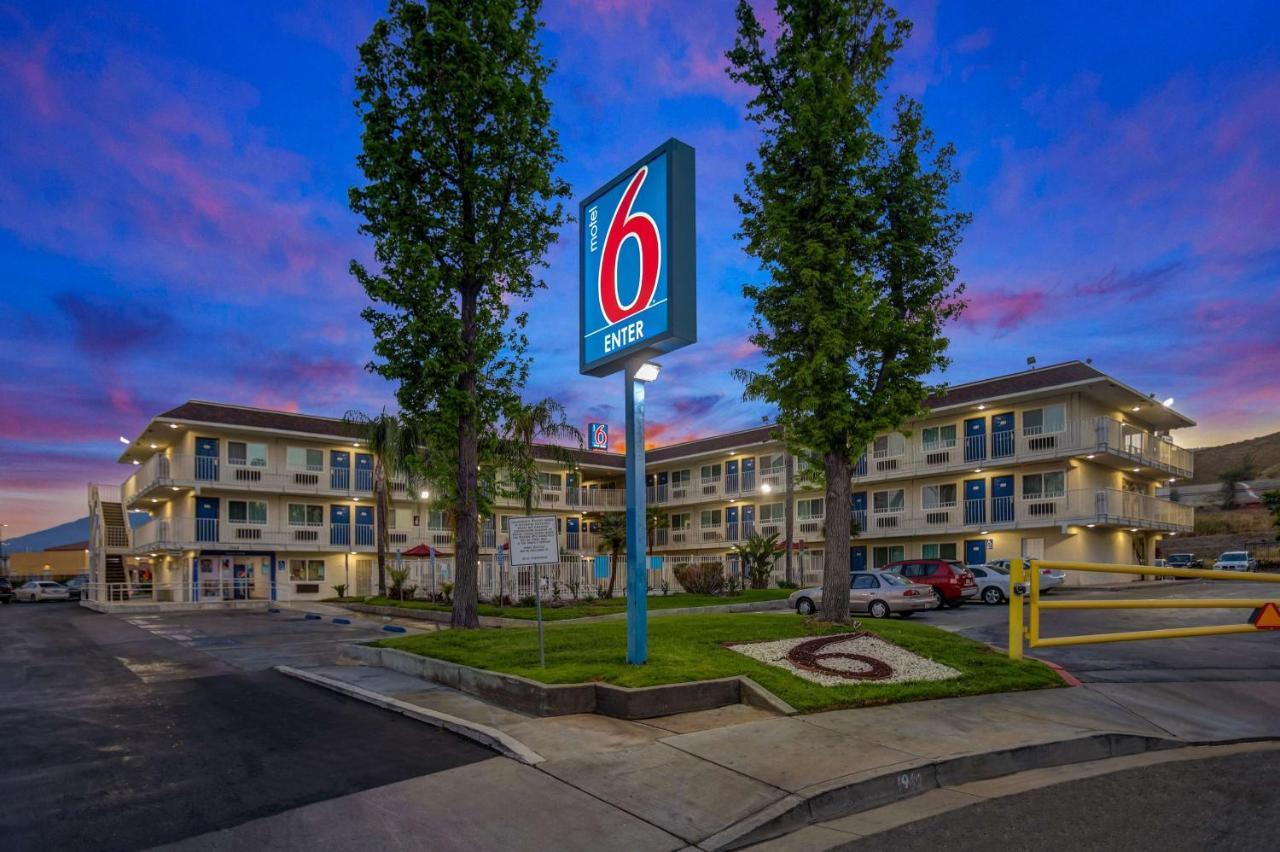 Motel 6-San Bernardino, Ca - North Serrano Village Экстерьер фото