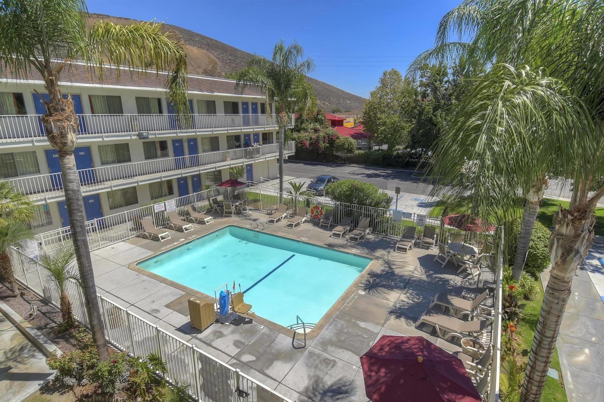 Motel 6-San Bernardino, Ca - North Serrano Village Экстерьер фото